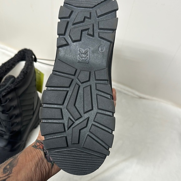 All in Motion Kids Boots - Black and Gray - Picture 7 of 12